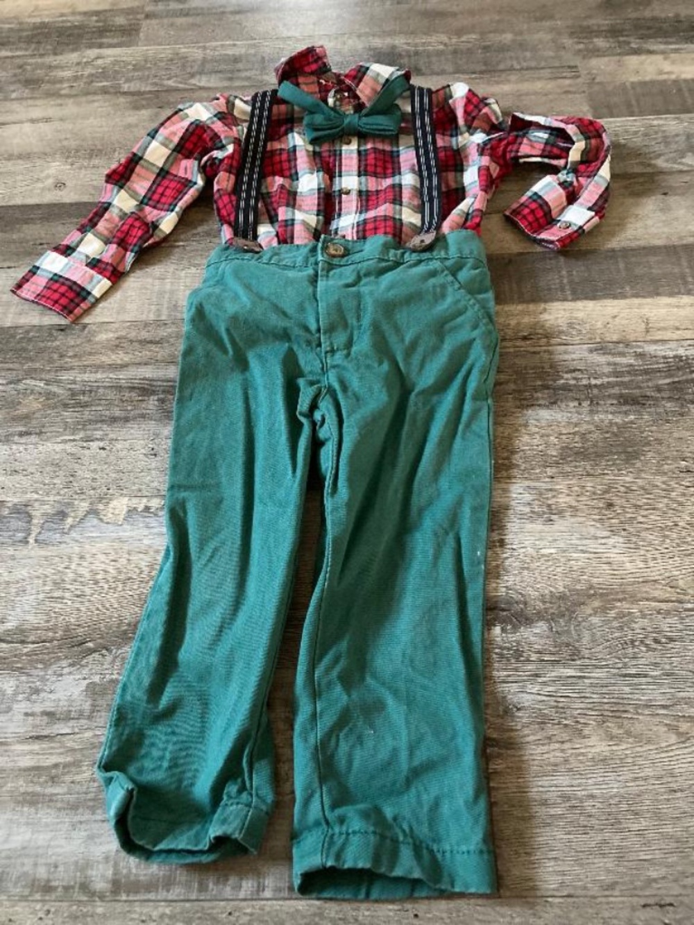 SImple Joy by Carters outfit size 2T